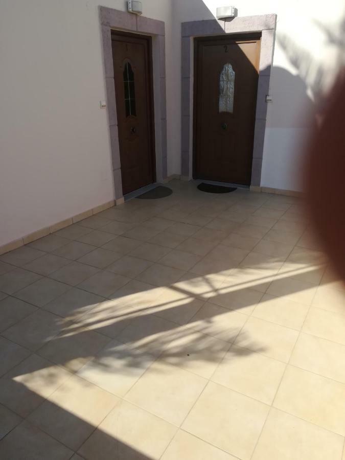 Odisseas Apartment カラマキ エクステリア 写真